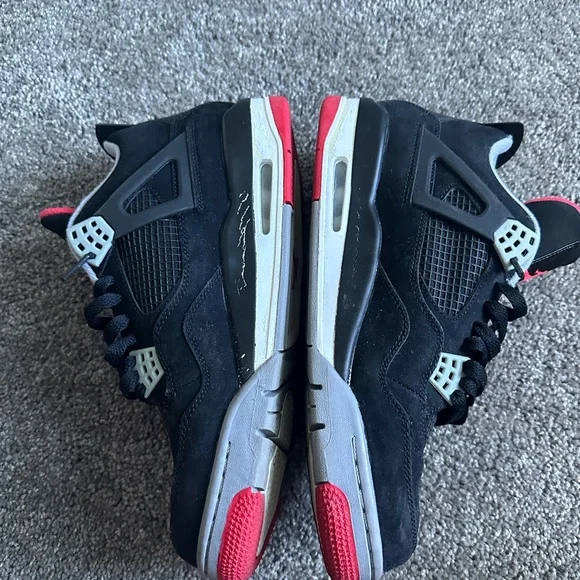 2012 Jordan Bred 4’s worn 4-5 times. Only flaw is paint chipping on mid sole. - Picture 5 of 6